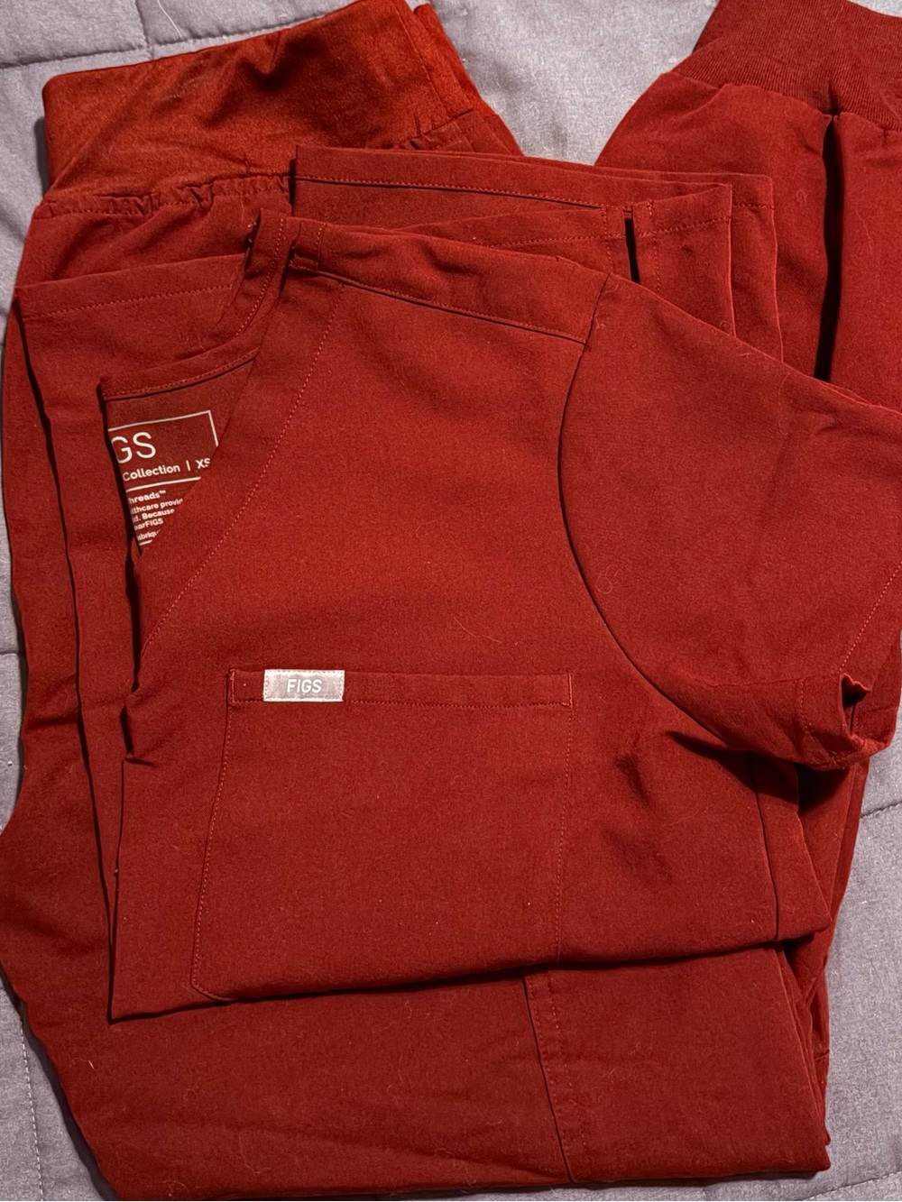 Figs Maroon Scrub Set XSP